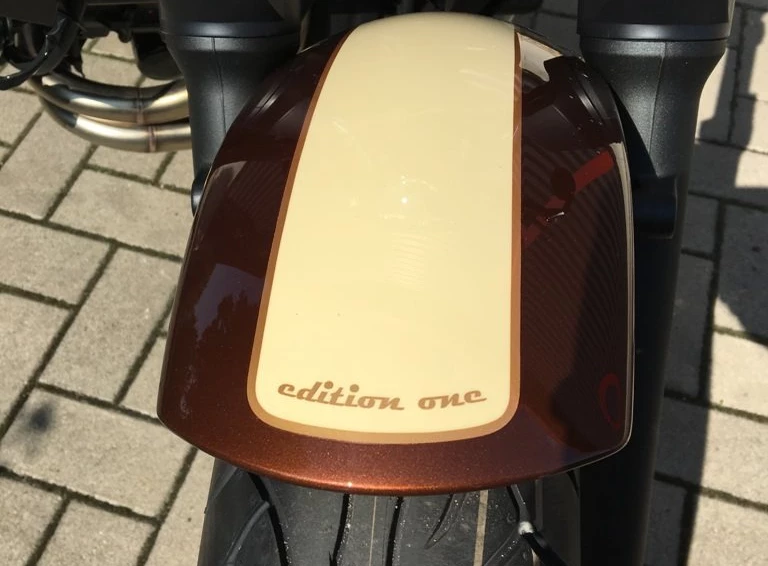 Umbgebautes Motorrad Kawasaki Vulcan S Bild 6: Umbgebautes Motorrad Kawasaki Vulcan S