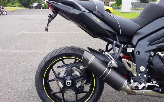 Umgebautes Motorrad Triumph Tiger Sport 1050 von Motorradhaus Löhmer GmbH - Bild 11 Umgebautes Motorrad Triumph Tiger Sport 1050 von Motorradhaus Löhmer GmbH - Bild 11