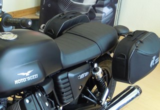 Moto Guzzi V7 II Stone