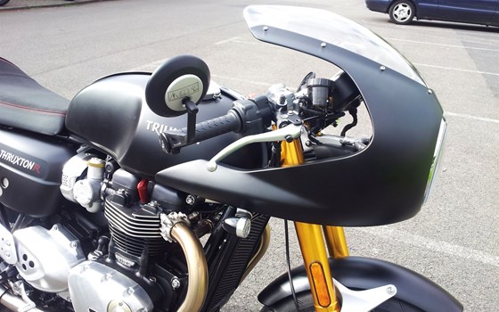 Umgebautes Motorrad Triumph Thruxton 1200R von Motorradhaus Löhmer GmbH - Bild 9 Umgebautes Motorrad Triumph Thruxton 1200R von Motorradhaus Löhmer GmbH - Bild 9