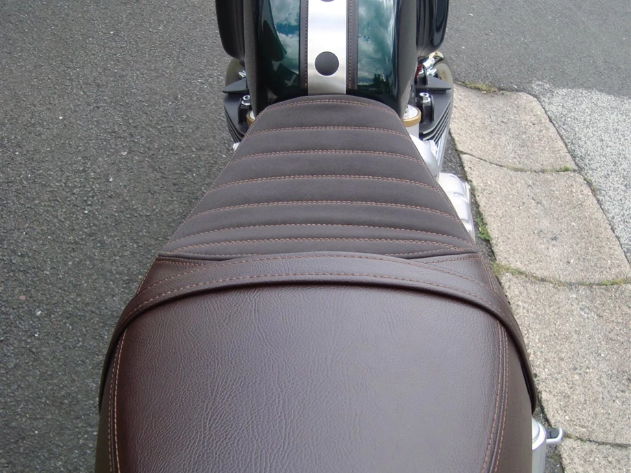 Rebuilt motorbike Triumph Thruxton 1200 Bild 3: Rebuilt motorbike Triumph Thruxton 1200