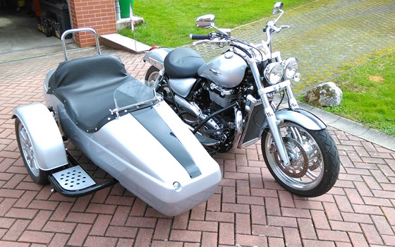 Umgebautes Motorrad Triumph Thunderbird von Motorrad Reinhardt GmbH - Bild 4 Umgebautes Motorrad Triumph Thunderbird von Motorrad Reinhardt GmbH - Bild 4