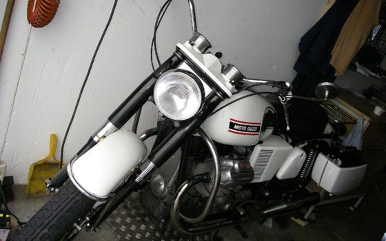 Umgebautes Motorrad Moto Guzzi V7 Spezial von moto.gundy - Bild 1 Umgebautes Motorrad Moto Guzzi V7 Spezial von moto.gundy - Bild 1