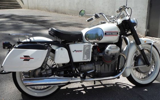 Umgebautes Motorrad Moto Guzzi V7 Spezial von moto.gundy - Bild 4 Umgebautes Motorrad Moto Guzzi V7 Spezial von moto.gundy - Bild 4