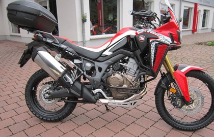 Honda CRF1000L Africa Twin Custom Bike Honda CRF1000L Africa Twin Custom Bike