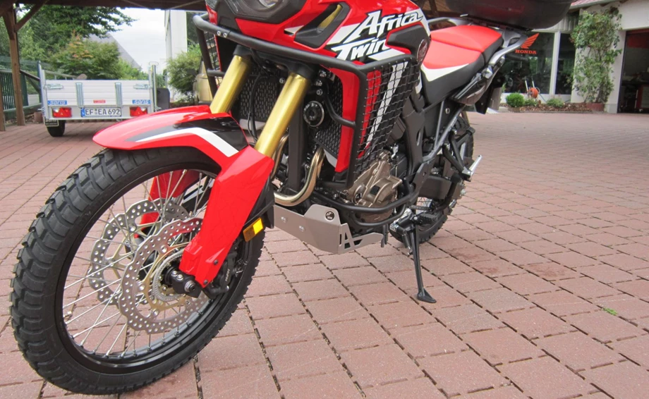 Rebuilt motorbike Honda CRF1000L Africa Twin Bild 5: Rebuilt motorbike Honda CRF1000L Africa Twin