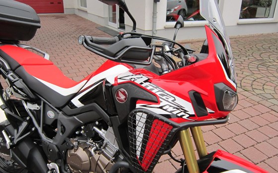 Umgebautes Motorrad Honda CRF1000L Africa Twin von Zweiradtechnik Jörg Schlieter - Bild 8 Umgebautes Motorrad Honda CRF1000L Africa Twin von Zweiradtechnik Jörg Schlieter - Bild 8