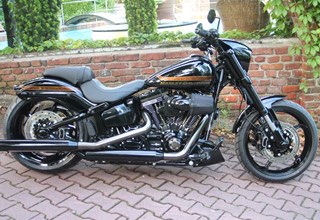 Harley-Davidson CVO Breakout FXSBSE