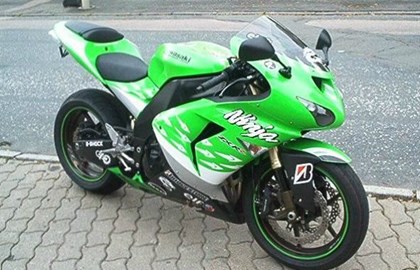 Kawasaki Ninja ZX-6RR Custom Bike Kawasaki Ninja ZX-6RR Custom Bike