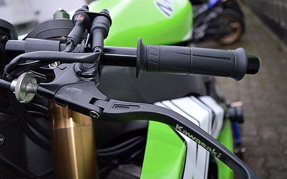 Umgebautes Motorrad Kawasaki ZX-10 von Kawasaki Hamburg - Bild 10