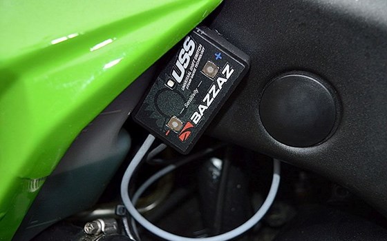 Umgebautes Motorrad Kawasaki ZX-10 von Kawasaki Hamburg - Bild 16