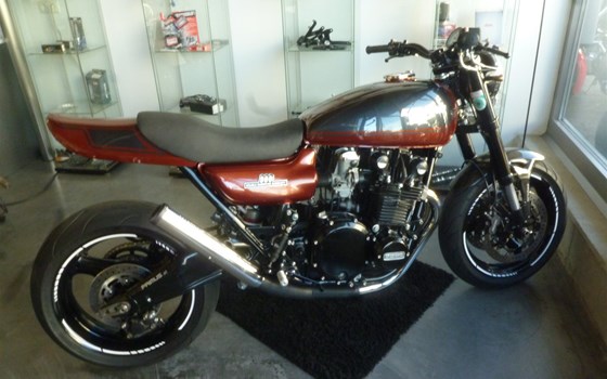 Umgebautes Motorrad Kawasaki 900 Z1 von Zweiradtechnik Primus GmbH - Bild 1 Umgebautes Motorrad Kawasaki 900 Z1 von Zweiradtechnik Primus GmbH - Bild 1
