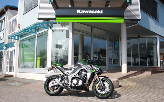 Umgebautes Motorrad Kawasaki Z1000 von Zweirad Waibel GmbH & Co. KG - Bild 1 Umgebautes Motorrad Kawasaki Z1000 von Zweirad Waibel GmbH & Co. KG - Bild 1