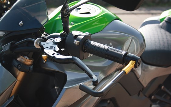 Umgebautes Motorrad Kawasaki Z1000 von Zweirad Waibel GmbH & Co. KG - Bild 6 Umgebautes Motorrad Kawasaki Z1000 von Zweirad Waibel GmbH & Co. KG - Bild 6