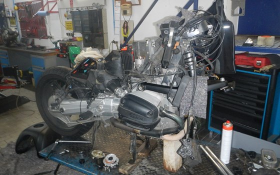 Umgebautes Motorrad BMW R 1100 R von Mo-Tec GmbH - Bild 6 Umgebautes Motorrad BMW R 1100 R von Mo-Tec GmbH - Bild 6