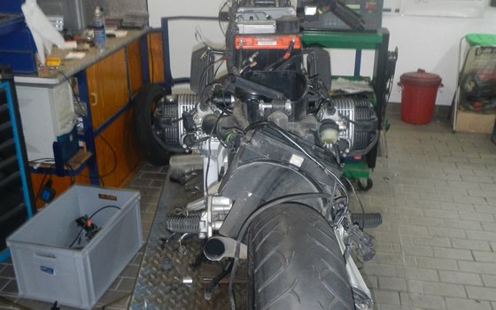Umgebautes Motorrad BMW R 1100 R von Mo-Tec GmbH - Bild 8 Umgebautes Motorrad BMW R 1100 R von Mo-Tec GmbH - Bild 8