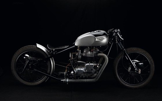 Umgebautes Motorrad Triumph Bonneville Bobber von Klingenberger Kehl GbR - Bild 9 Umgebautes Motorrad Triumph Bonneville Bobber von Klingenberger Kehl GbR - Bild 9