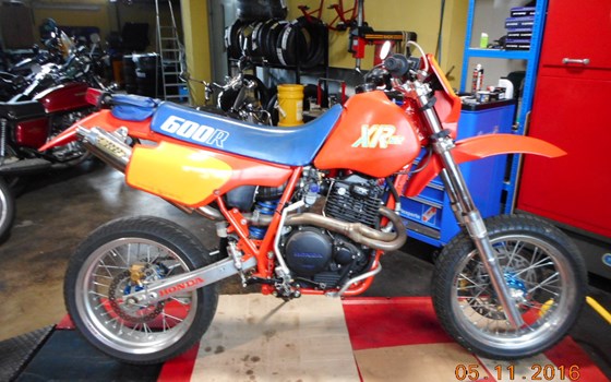 Umgebautes Motorrad Honda XR 600 R von HK-Technik Kemeter OG - Bild 1 Umgebautes Motorrad Honda XR 600 R von HK-Technik Kemeter OG - Bild 1