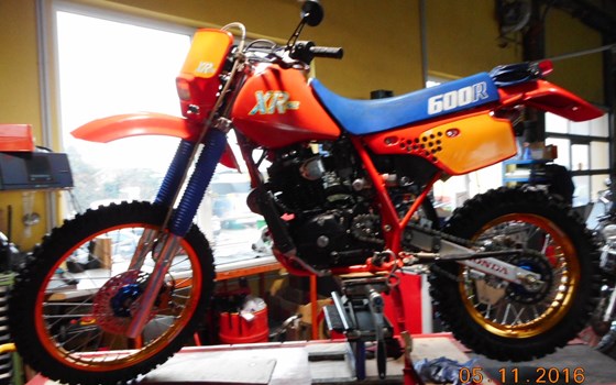 Umgebautes Motorrad Honda XR 600 R von HK-Technik Kemeter OG - Bild 13 Umgebautes Motorrad Honda XR 600 R von HK-Technik Kemeter OG - Bild 13