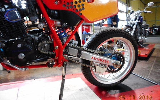 Umgebautes Motorrad Honda XR 600 R von HK-Technik Kemeter OG - Bild 6 Umgebautes Motorrad Honda XR 600 R von HK-Technik Kemeter OG - Bild 6