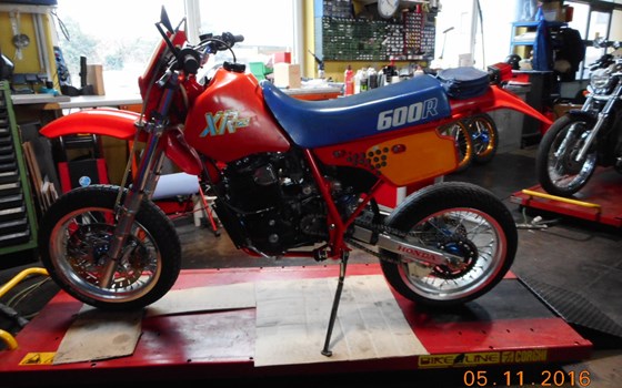 Umgebautes Motorrad Honda XR 600 R von HK-Technik Kemeter OG - Bild 7 Umgebautes Motorrad Honda XR 600 R von HK-Technik Kemeter OG - Bild 7