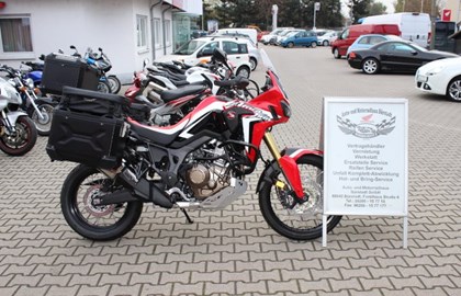 Honda CRF1000L Africa Twin Custom Bike Honda CRF1000L Africa Twin Custom Bike