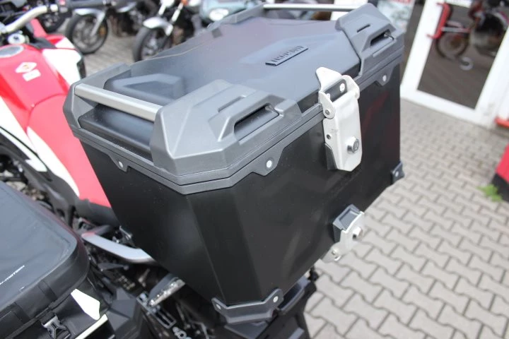Umbgebautes Motorrad Honda CRF1000L Africa Twin Bild 16: Umbgebautes Motorrad Honda CRF1000L Africa Twin