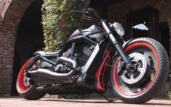 Umgebautes Motorrad Harley-Davidson Night Rod Special VRSCDX von X-Trem Custombikes - Bild 16 Umgebautes Motorrad Harley-Davidson Night Rod Special VRSCDX von X-Trem Custombikes - Bild 16