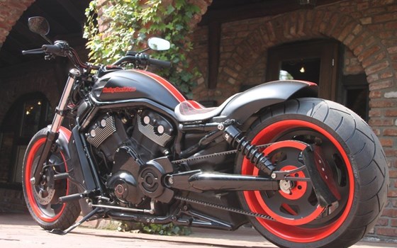 Umgebautes Motorrad Harley-Davidson Night Rod Special VRSCDX von X-Trem Custombikes - Bild 7 Umgebautes Motorrad Harley-Davidson Night Rod Special VRSCDX von X-Trem Custombikes - Bild 7