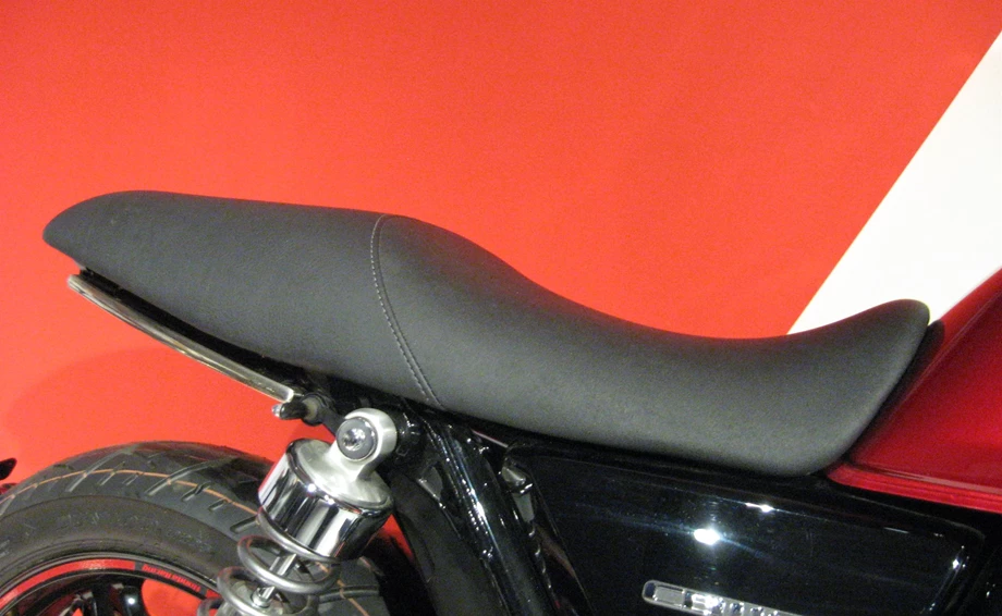 Umbgebautes Motorrad Honda CB 1100 Bild 18: Umbgebautes Motorrad Honda CB 1100