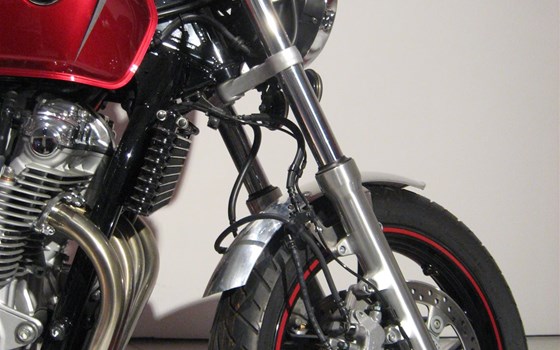 Umgebautes Motorrad Honda CB 1100 von Zweirad Gebhardt GmbH - Bild 23 Umgebautes Motorrad Honda CB 1100 von Zweirad Gebhardt GmbH - Bild 23
