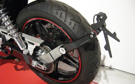 Umgebautes Motorrad Honda CB 1100 von Zweirad Gebhardt GmbH - Bild 5 Umgebautes Motorrad Honda CB 1100 von Zweirad Gebhardt GmbH - Bild 5