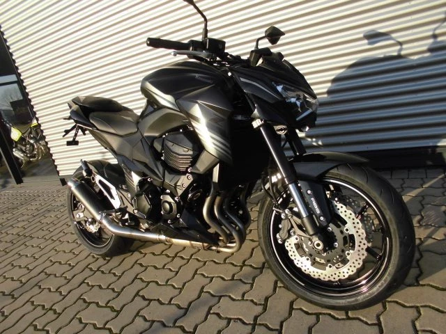 Umbgebautes Motorrad Kawasaki Z 800 e Bild 1: Umbgebautes Motorrad Kawasaki Z 800 e