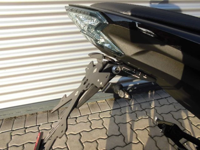 Umbgebautes Motorrad Kawasaki Z 800 e Bild 8: Umbgebautes Motorrad Kawasaki Z 800 e