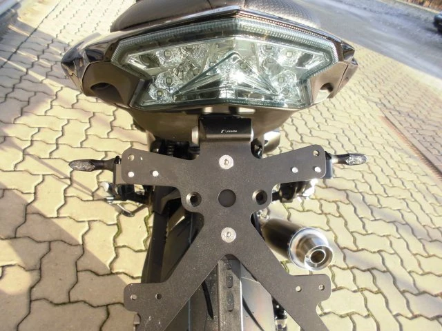 Umbgebautes Motorrad Kawasaki Z 800 e Bild 9: Umbgebautes Motorrad Kawasaki Z 800 e