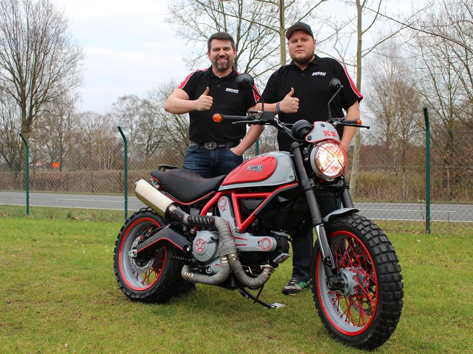 Umbgebautes Motorrad Ducati XDiavel Bild 18: Umbgebautes Motorrad Ducati XDiavel