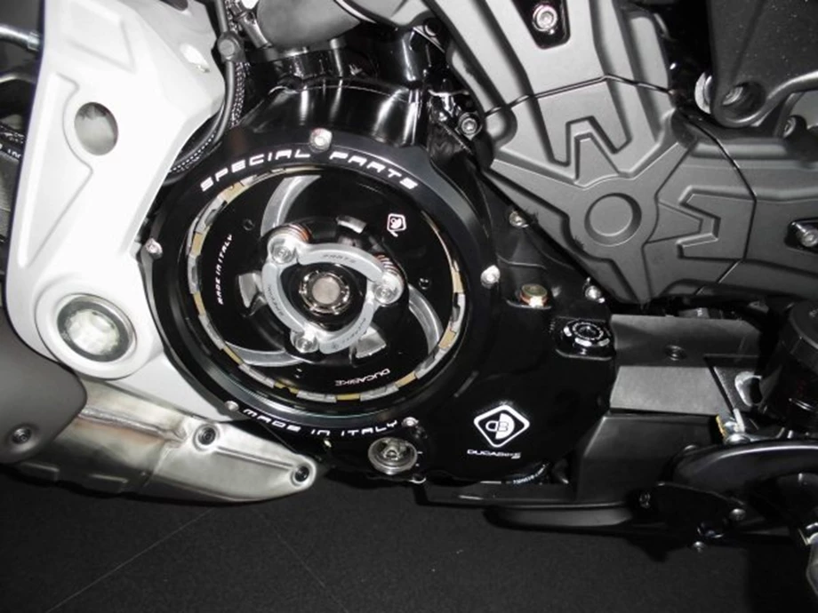 Umbgebautes Motorrad Ducati XDiavel Bild 26: Umbgebautes Motorrad Ducati XDiavel