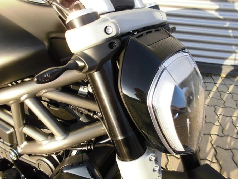 Umbgebautes Motorrad Ducati XDiavel Bild 7: Umbgebautes Motorrad Ducati XDiavel