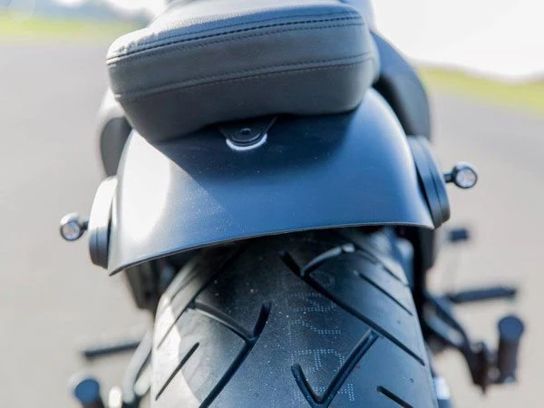 Umbgebautes Motorrad Kawasaki Vulcan S Bild 3: Umbgebautes Motorrad Kawasaki Vulcan S