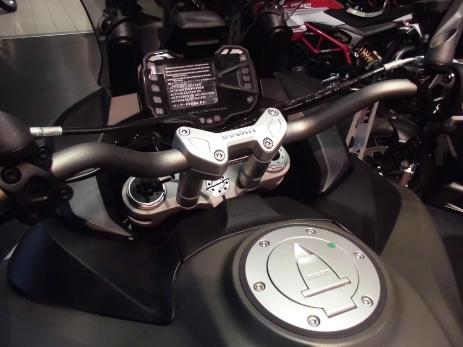 Umbgebautes Motorrad Ducati Multistrada 1200 Enduro Bild 12: Umbgebautes Motorrad Ducati Multistrada 1200 Enduro