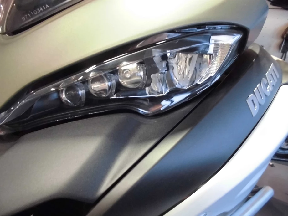 Umbgebautes Motorrad Ducati Multistrada 1200 Enduro Bild 15: Umbgebautes Motorrad Ducati Multistrada 1200 Enduro