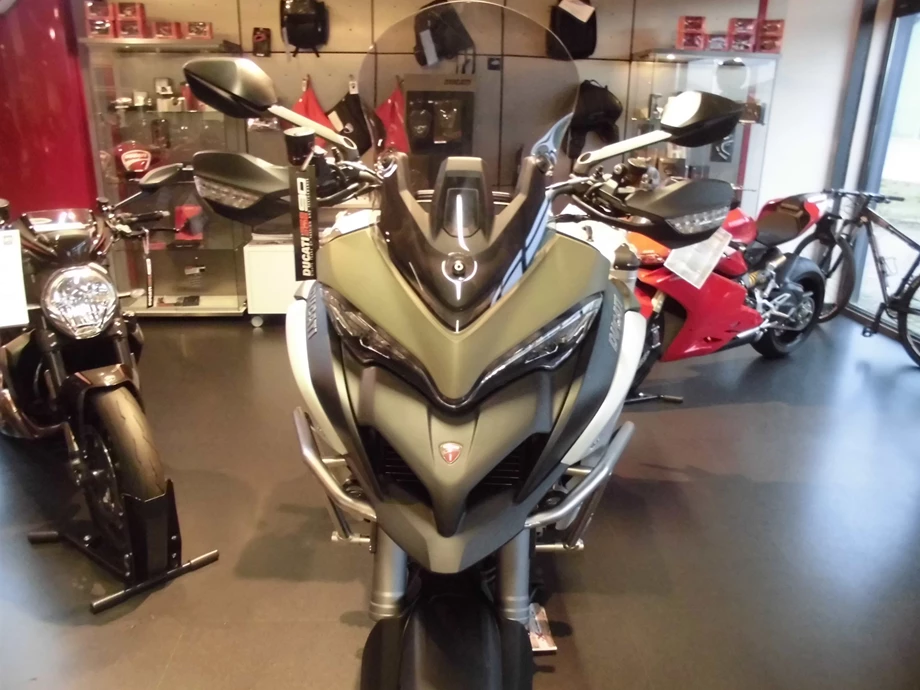 Umbgebautes Motorrad Ducati Multistrada 1200 Enduro Bild 16: Umbgebautes Motorrad Ducati Multistrada 1200 Enduro