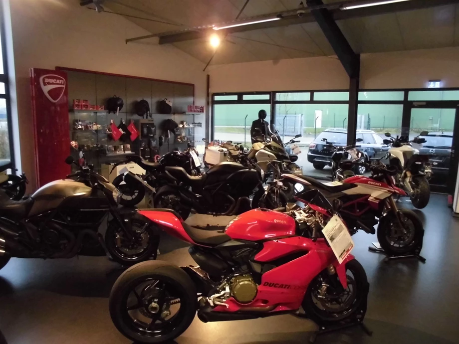 Umbgebautes Motorrad Ducati Multistrada 1200 Enduro Bild 18: Umbgebautes Motorrad Ducati Multistrada 1200 Enduro