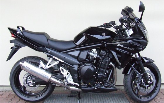 Umgebautes Motorrad Suzuki Bandit 1250S von Suhrau's Motorshop - Bild 1 Umgebautes Motorrad Suzuki Bandit 1250S von Suhrau's Motorshop - Bild 1