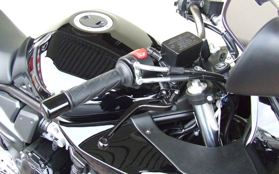 Umgebautes Motorrad Suzuki Bandit 1250S von Suhrau's Motorshop - Bild 6 Umgebautes Motorrad Suzuki Bandit 1250S von Suhrau's Motorshop - Bild 6