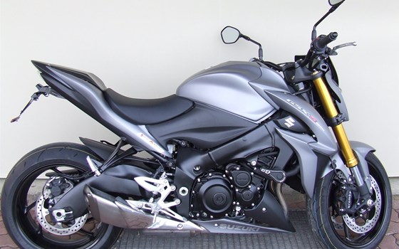 Umgebautes Motorrad Suzuki GSX-S1000 von Suhrau's Motorshop - Bild 1 Umgebautes Motorrad Suzuki GSX-S1000 von Suhrau's Motorshop - Bild 1