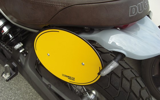 Umgebautes Motorrad Ducati Scrambler Icon von Braunbart Heribert Kilian GmbH - DUCATI SALZBURG - Bild 7 Umgebautes Motorrad Ducati Scrambler Icon von Braunbart Heribert Kilian GmbH - DUCATI SALZBURG - Bild 7