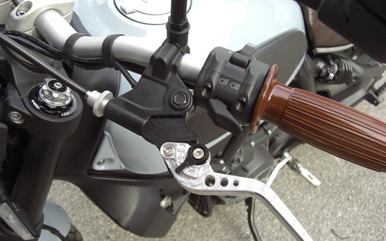 Umgebautes Motorrad Ducati Scrambler Icon von Braunbart Heribert Kilian GmbH - DUCATI SALZBURG - Bild 8 Umgebautes Motorrad Ducati Scrambler Icon von Braunbart Heribert Kilian GmbH - DUCATI SALZBURG - Bild 8