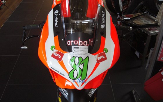 Umgebautes Motorrad Ducati 1199 Panigale Superleggera von Braunbart Heribert Kilian GmbH - DUCATI SALZBURG - Bild 1 Umgebautes Motorrad Ducati 1199 Panigale Superleggera von Braunbart Heribert Kilian GmbH - DUCATI SALZBURG - Bild 1