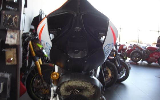Umgebautes Motorrad Ducati 1199 Panigale Superleggera von Braunbart Heribert Kilian GmbH - DUCATI SALZBURG - Bild 7 Umgebautes Motorrad Ducati 1199 Panigale Superleggera von Braunbart Heribert Kilian GmbH - DUCATI SALZBURG - Bild 7